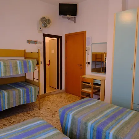 Otel Chiara *